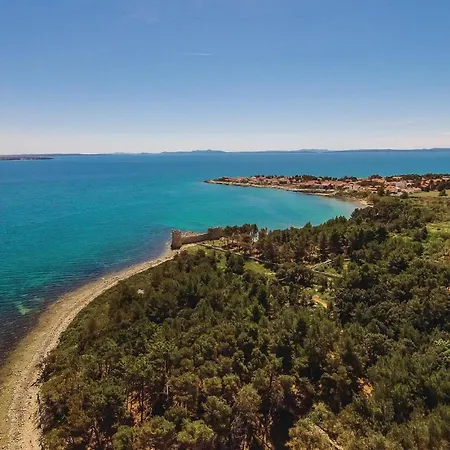 Front In * ヴィル