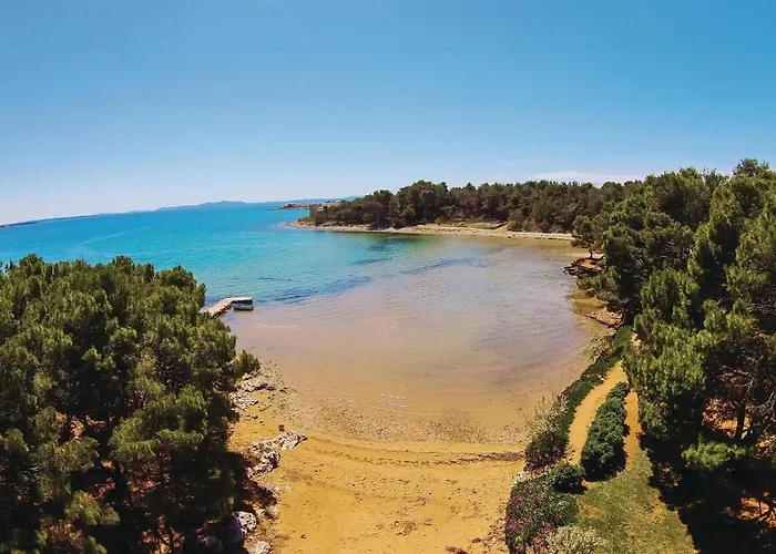 Дом отдыха Front In